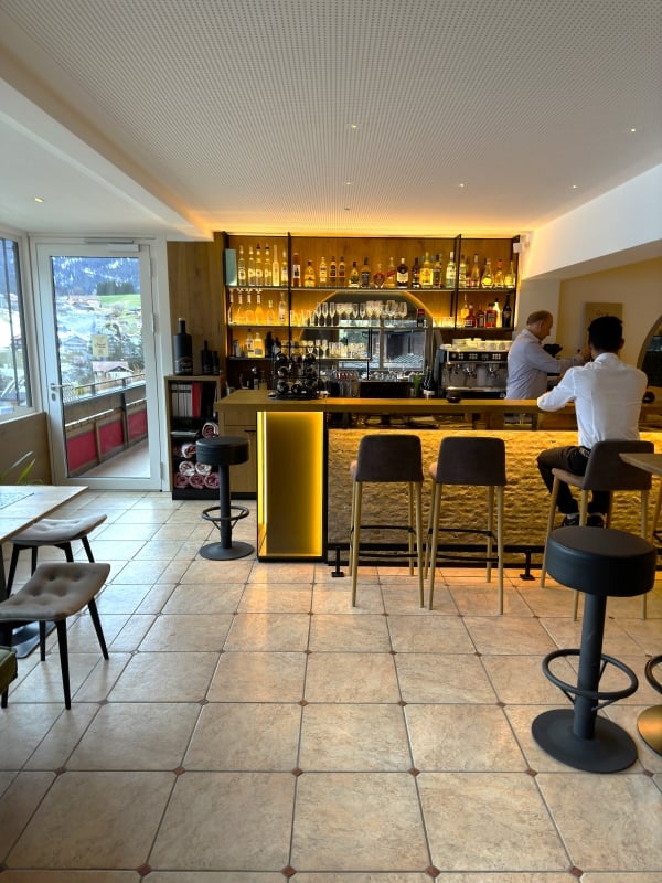 Ausklang in der Bar "Ausblick 83"