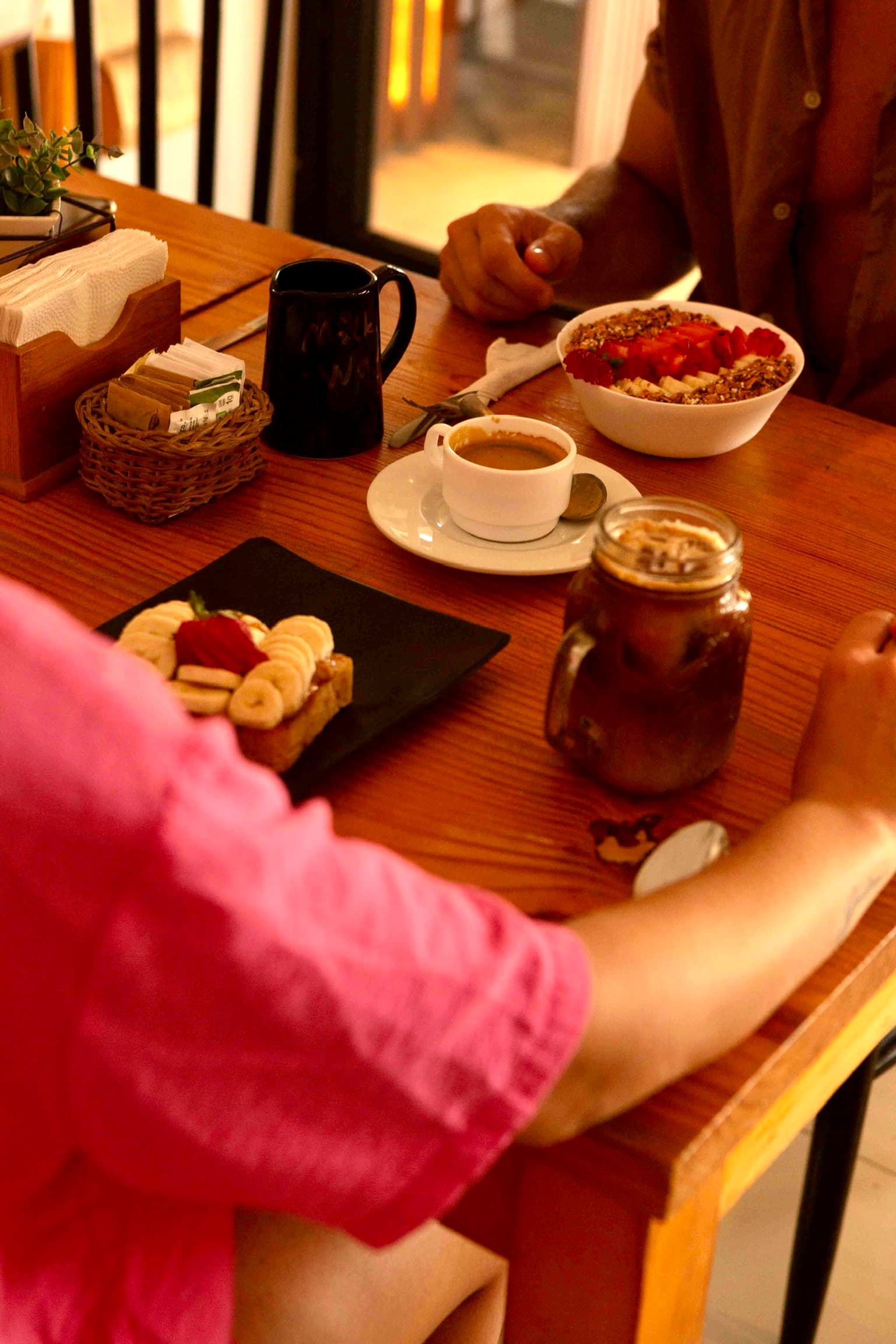 Breakfast options, delicious coffee and yummy smoothies