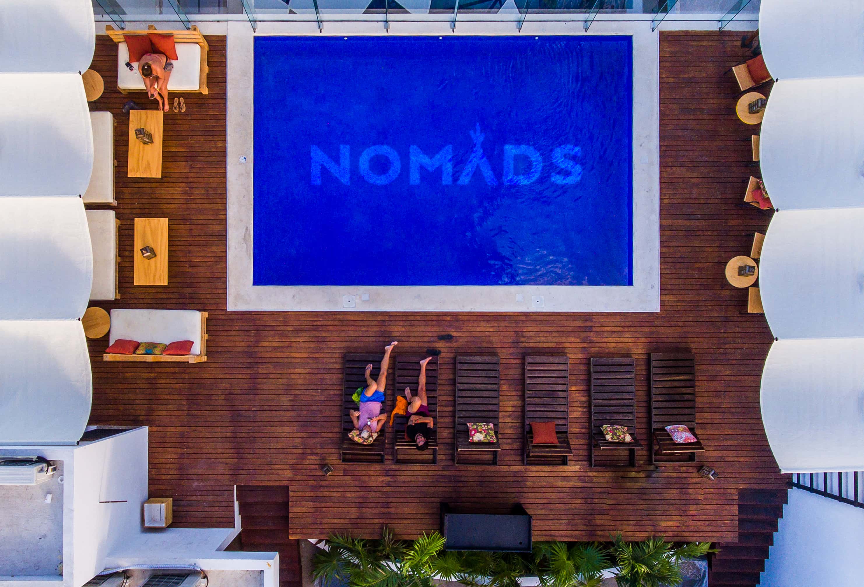 WELCOME TO NOMADS EXPERIENCE